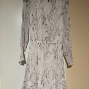 White House Black Market Long Sleeve Dress in White and Gray